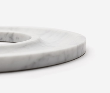 ring tray - carrara marble detail - detailed finishing